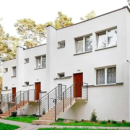 Osrodek Wypoczynkowy Cubex Couette-café 3*