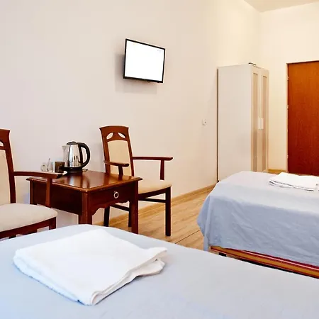 Bed & Breakfast Osrodek Wypoczynkowy Cubex 3*