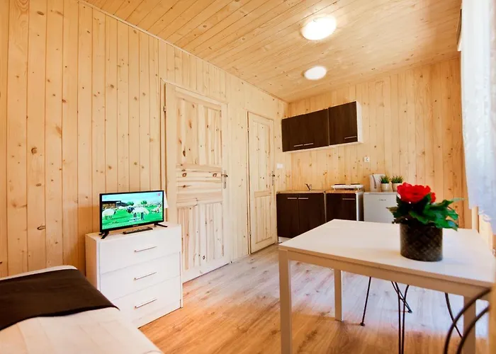 Osrodek Wypoczynkowy Cubex 3* Стегна